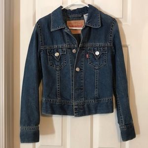 Levi’s jean jacket, small, never worn, great cond